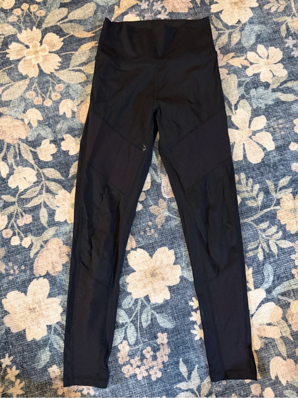 High-Waist Black Leggings for Women size 4
